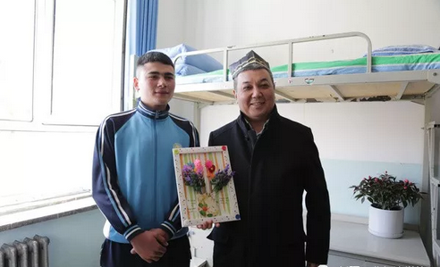 68686868苏麦叶·吐尔洪同学把所学的专业理论知识与实际紧密